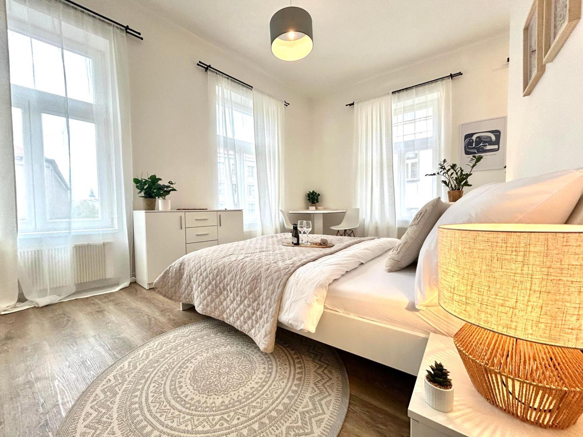 Treetess City Centre Prague Apartments Praga Exterior foto